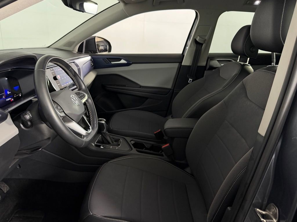 Used 2022 Volkswagen Taos SE image 21