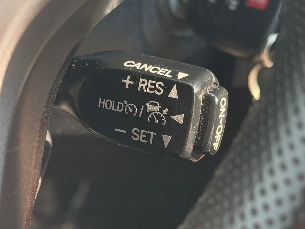 Used 2018 Toyota Tacoma SR5 image 25