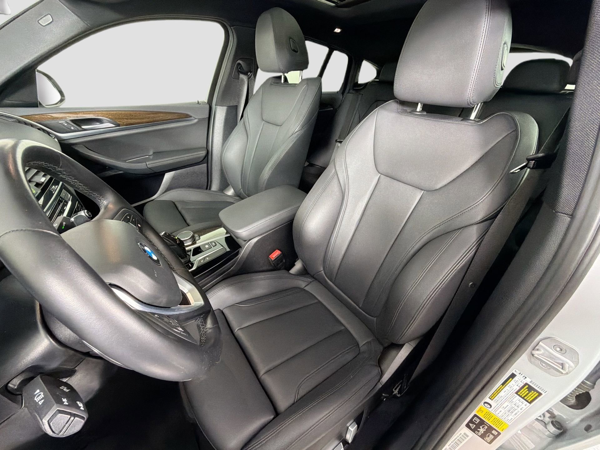 Used 2019 BMW X4 M40i w/ Driving Assistance Package image 21