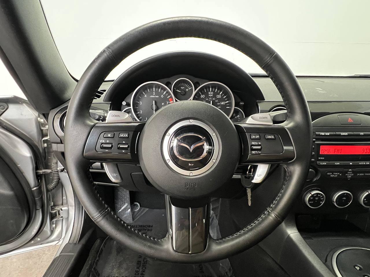 Used 2014 MAZDA MX-5 Miata Sport RWD image 17
