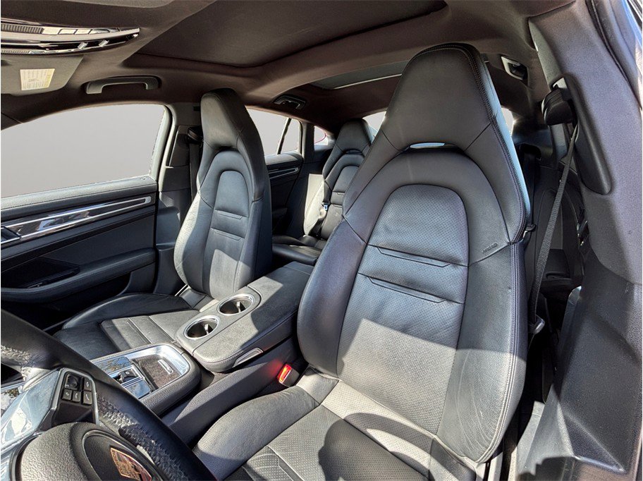 Used 2017 Porsche Panamera 4S image 18