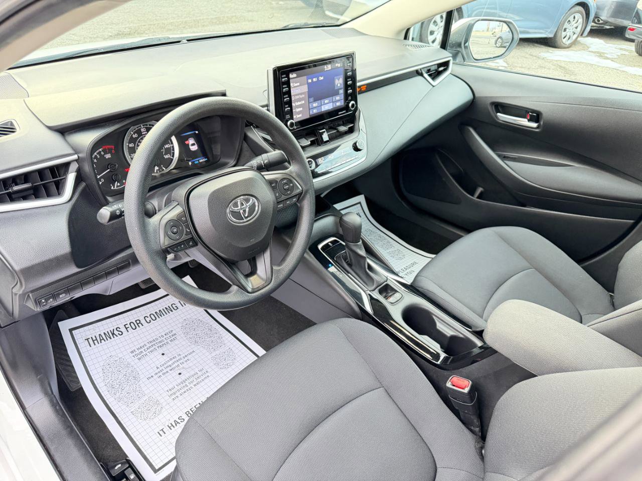 Used 2021 Toyota Corolla LE FWD image 11