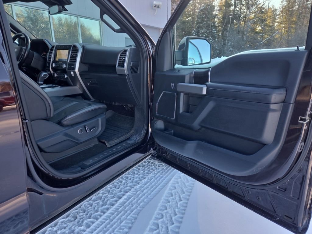 Used 2020 Ford F150 Platinum w/ Equipment Group 701A Luxury AWD/4WD image 36