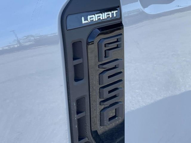 New 2026 Ford F250 Lariat w/ Black Appearance Package image 22