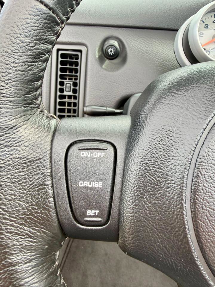 Used 1999 Plymouth Prowler RWD image 26