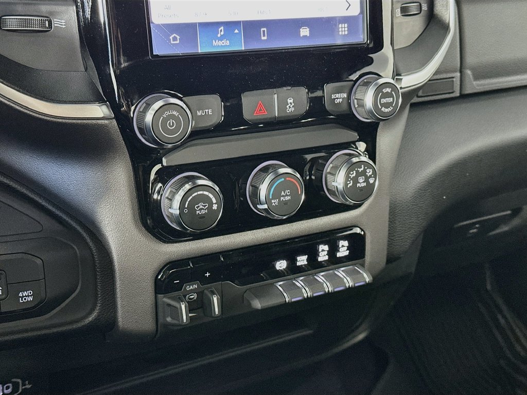 New 2027 RAM 2500 Big Horn AWD/4WD image 15