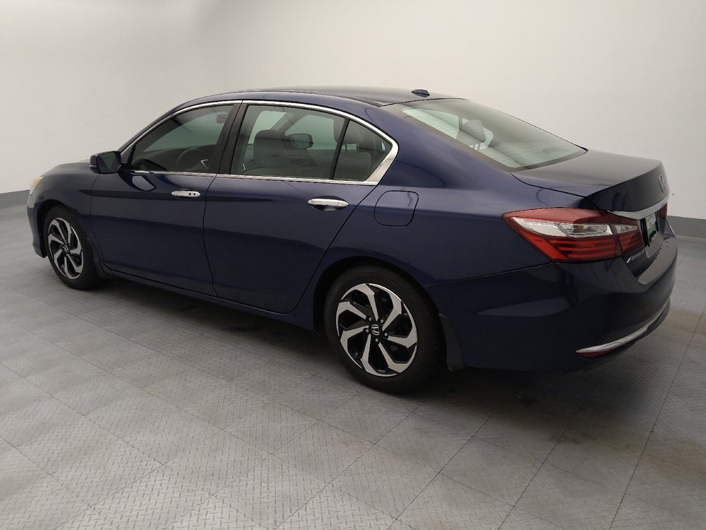 Used 2017 Honda Accord EX image 3