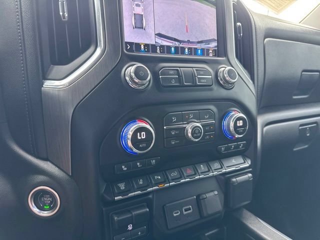 Used 2023 GMC Sierra 3500 Denali w/ Denali Ultimate Package AWD/4WD image 24