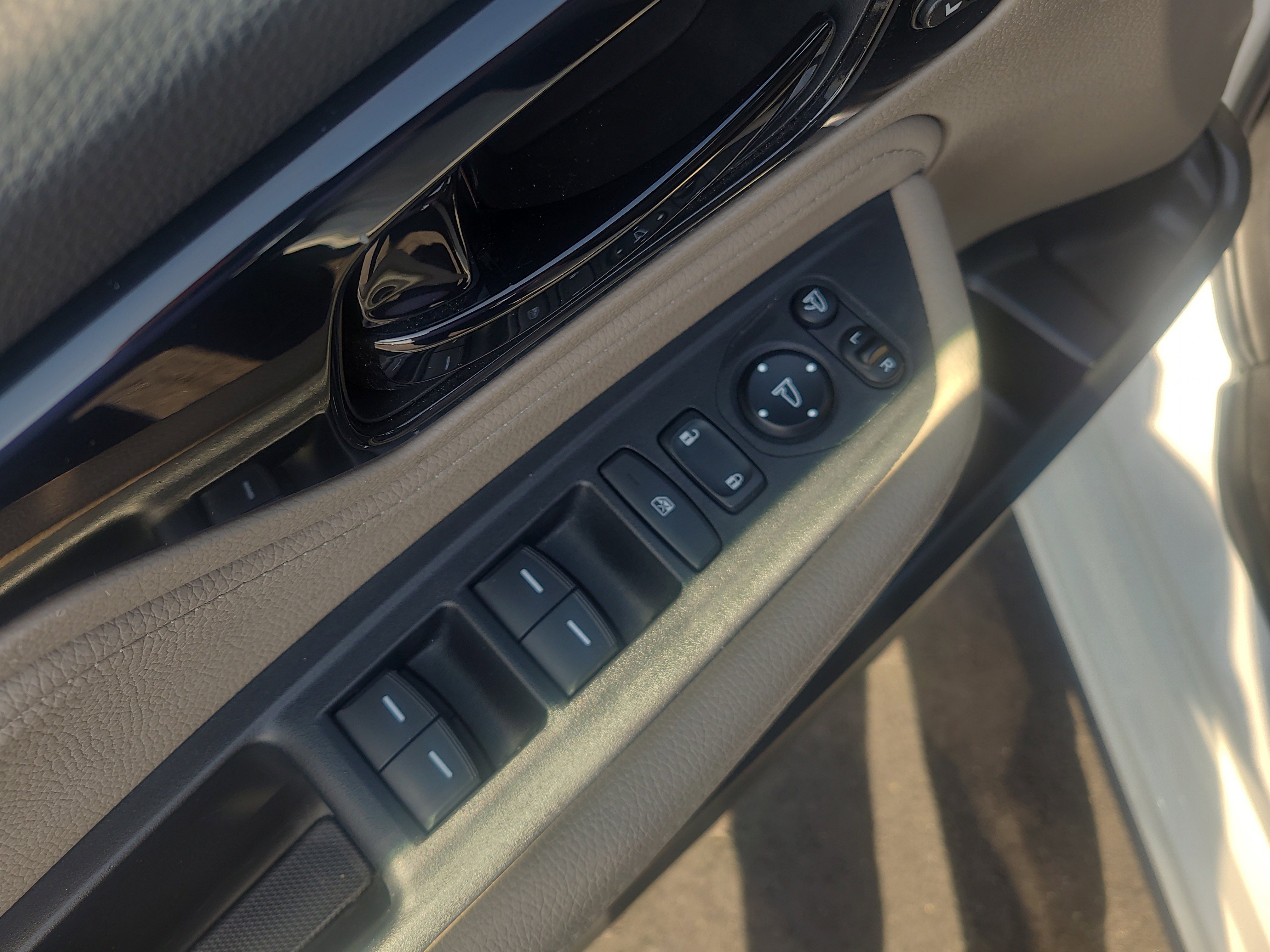 Used 2023 Honda Odyssey Elite image 13