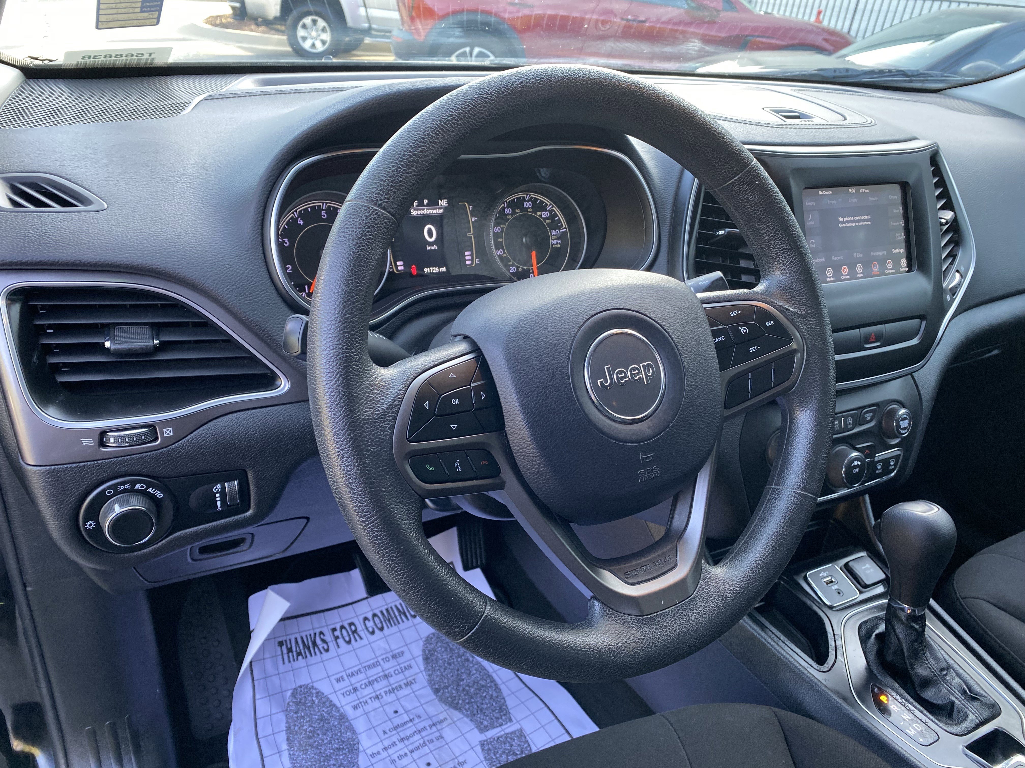 Used 2020 Jeep Cherokee Latitude FWD image 17