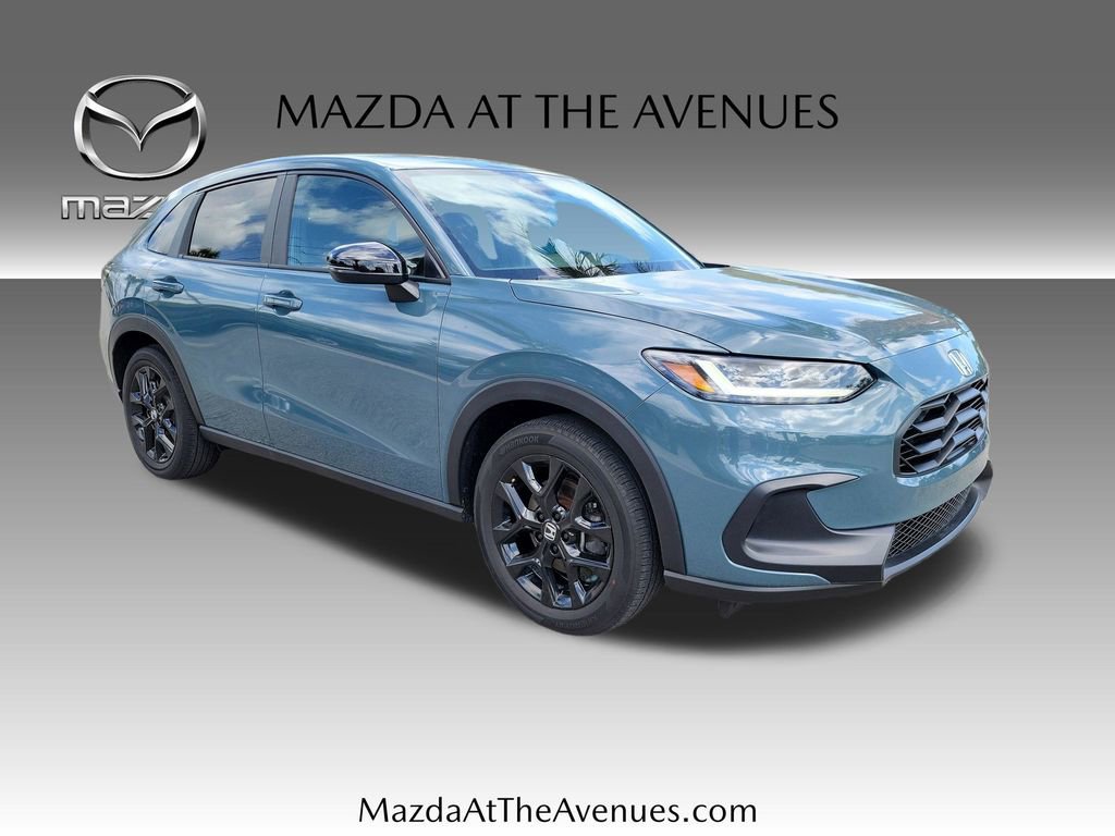 Used 2025 Honda HR-V Sport image 3