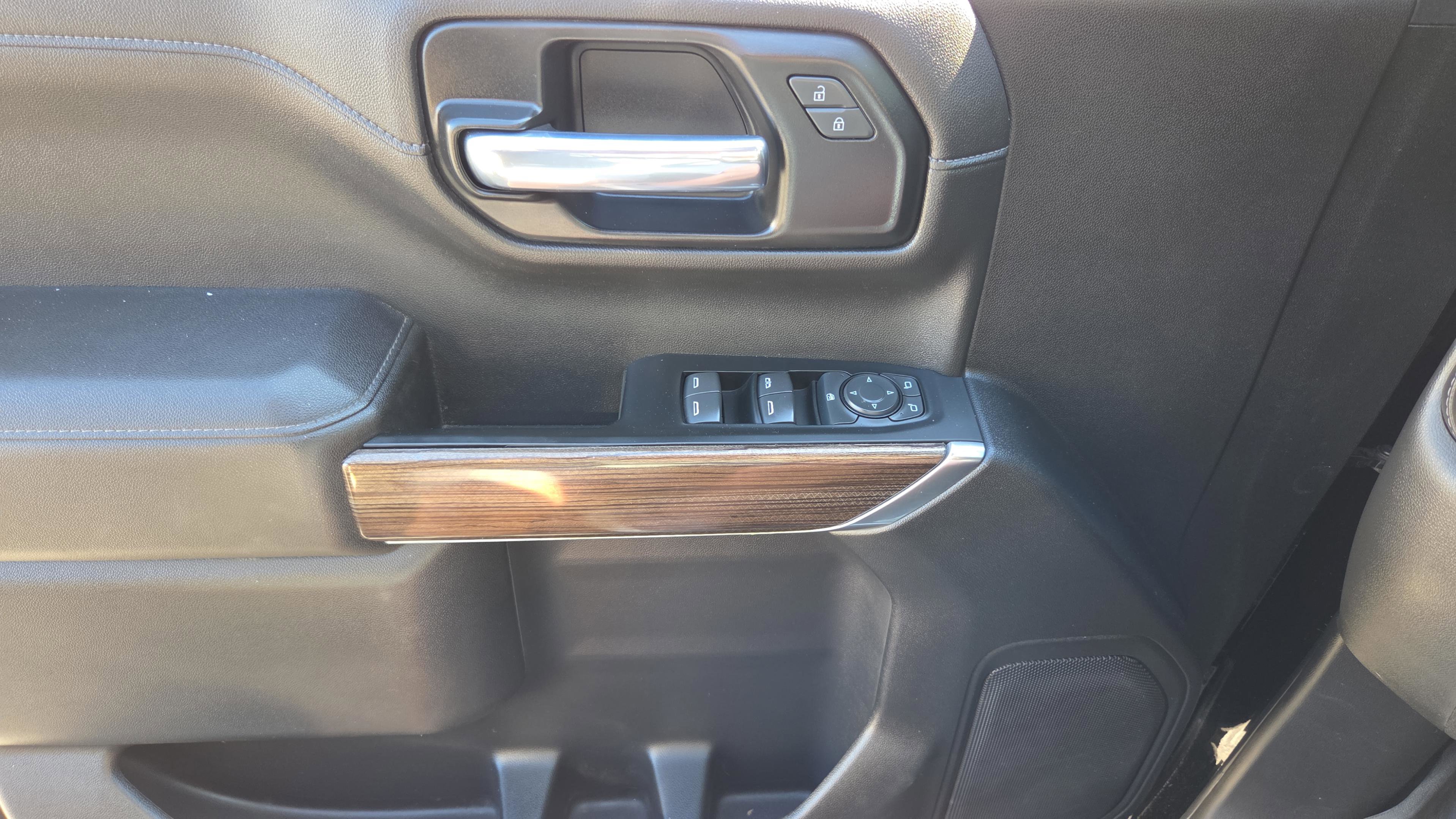 Used 2021 Chevrolet Silverado 1500 LT Trail Boss w/ Bed Protection Package image 26