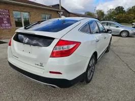 Used 2013 Honda Crosstour EX-L image 8
