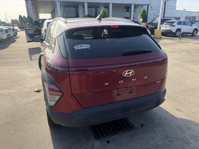 Used 2024 Hyundai Kona SEL AWD/4WD image 6
