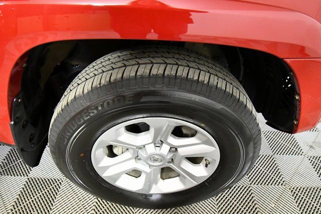 Used 2015 Toyota 4Runner SR5 image 17