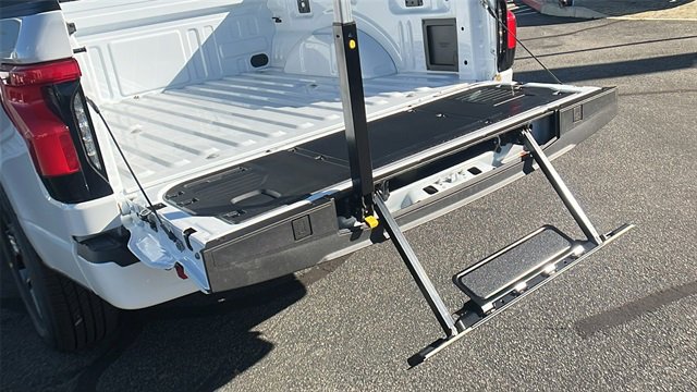 New 2025 Ford F150 Lightning Lariat image 16