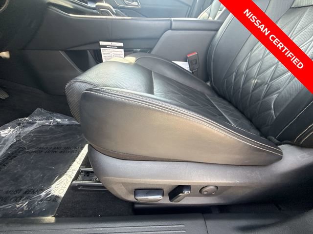 Certified 2022 Nissan Rogue Platinum w/ Head-Up Display Package AWD/4WD image 12