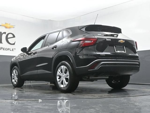 New 2026 Chevrolet Trax LS FWD image 5