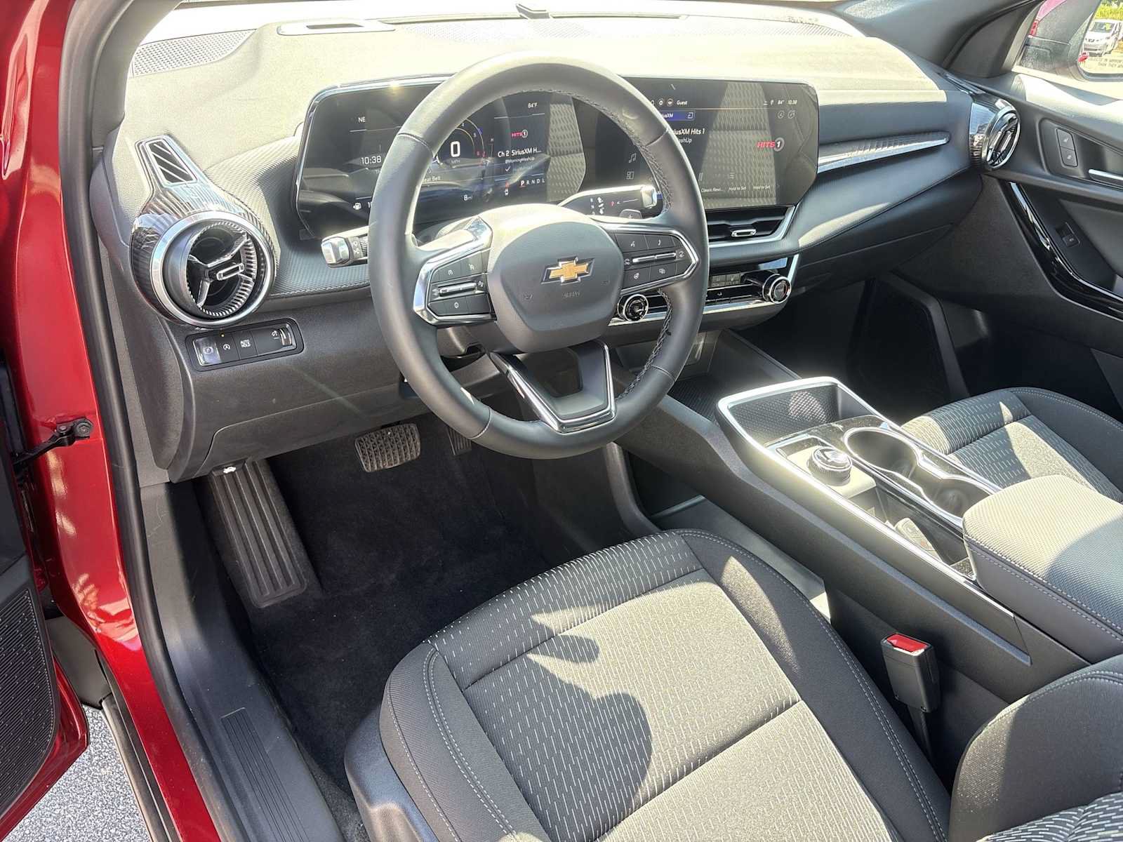 New 2026 Chevrolet Equinox LT FWD image 10