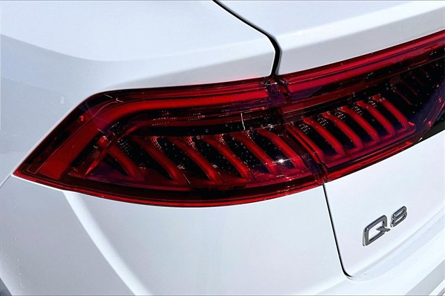 Used 2023 Audi Q8 Premium Plus w/ Premium Plus Package image 32