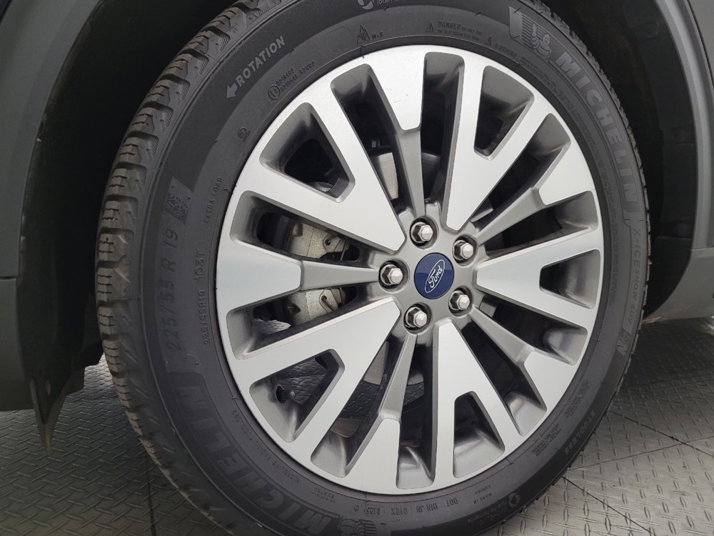 Used 2021 Ford Escape Titanium AWD/4WD image 31