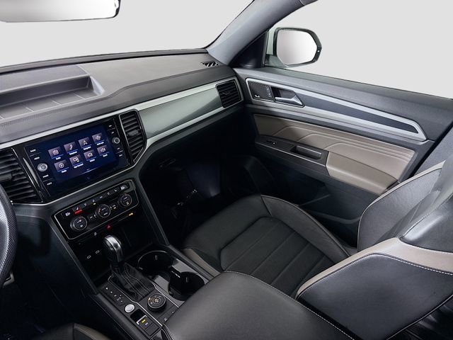 Used 2022 Volkswagen Atlas Cross Sport SEL Premium R-Line image 25
