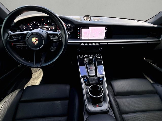 Used 2024 Porsche 911 Carrera 4 AWD/4WD image 16