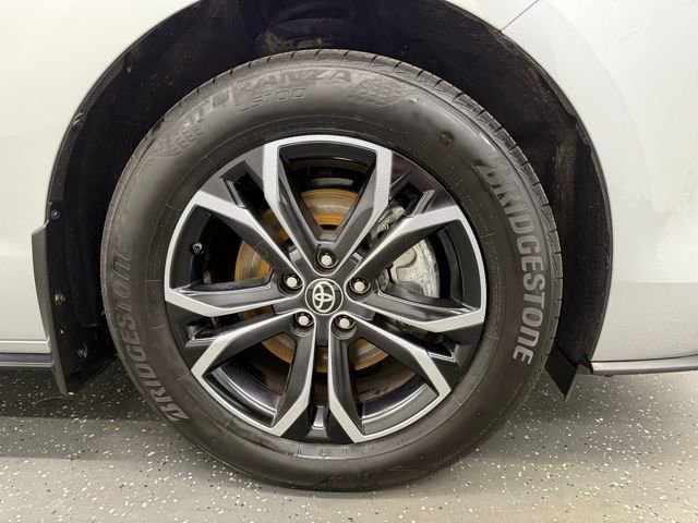 Certified 2025 Toyota Sienna Platinum AWD/4WD image 22