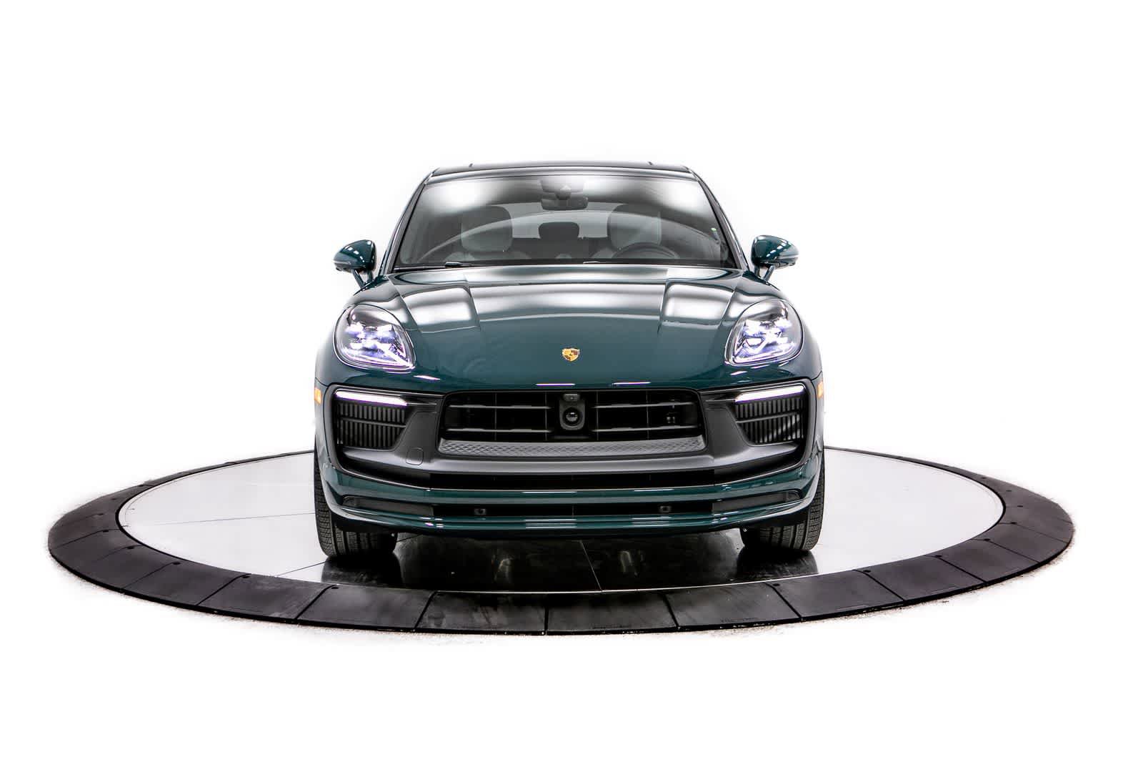 New 2026 Porsche Macan GTS AWD/4WD image 10