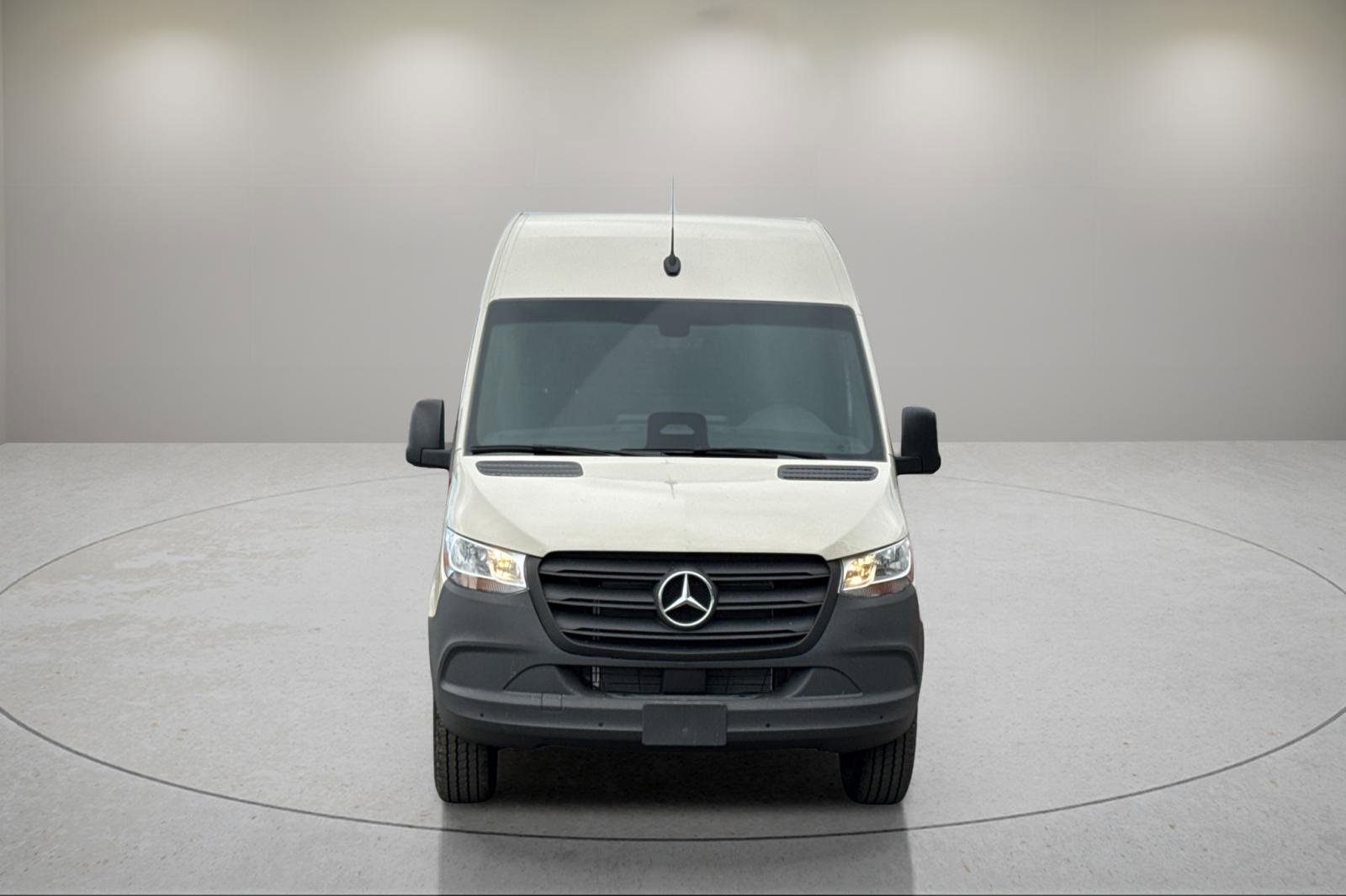 New 2025 Mercedes-Benz Sprinter 2500 image 9
