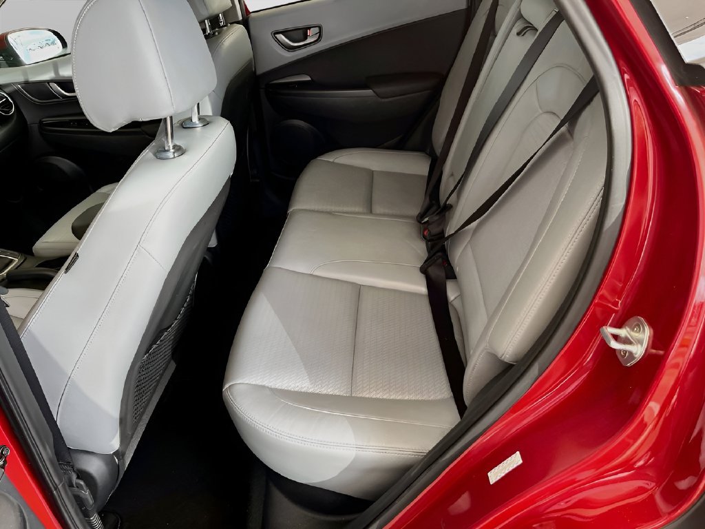 Used 2020 Hyundai Kona Limited FWD image 25