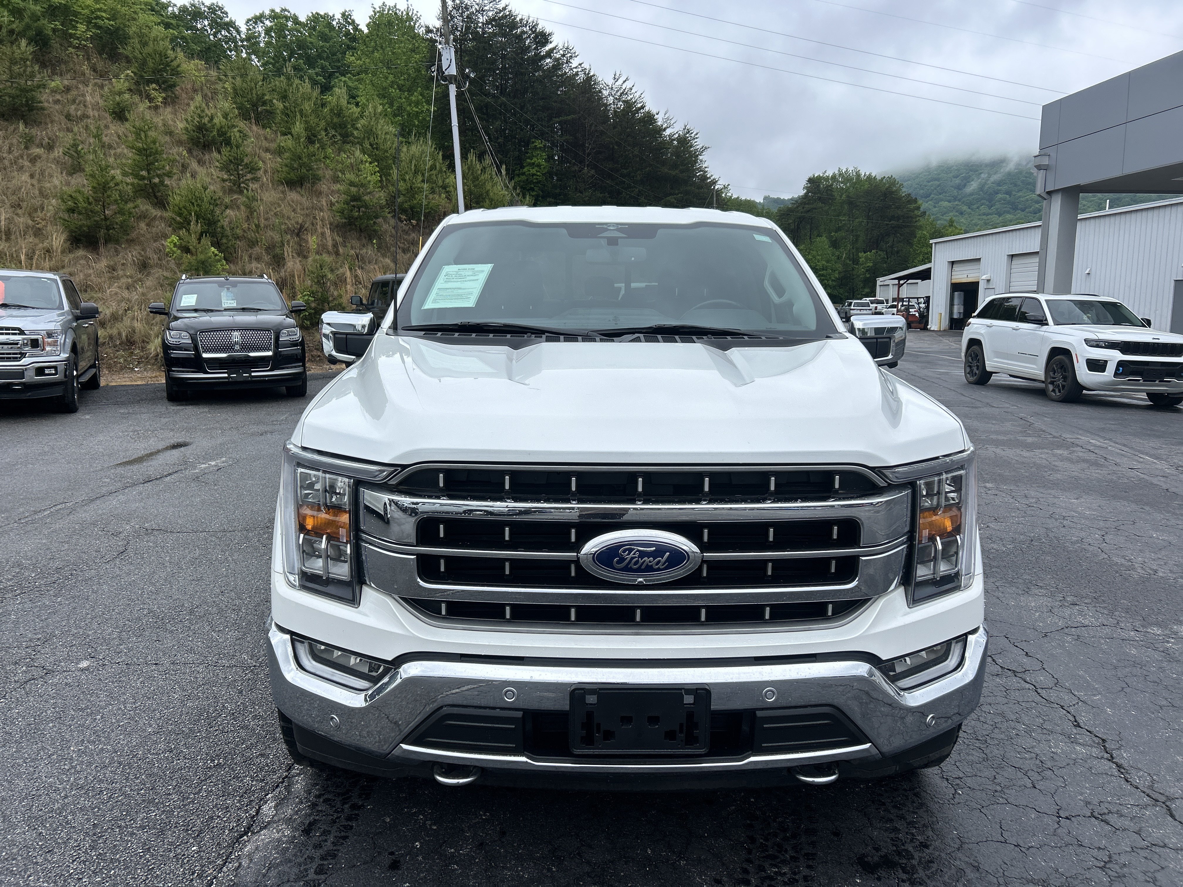 Used 2023 Ford F150 Lariat w/ Trailer Tow Package AWD/4WD image 10