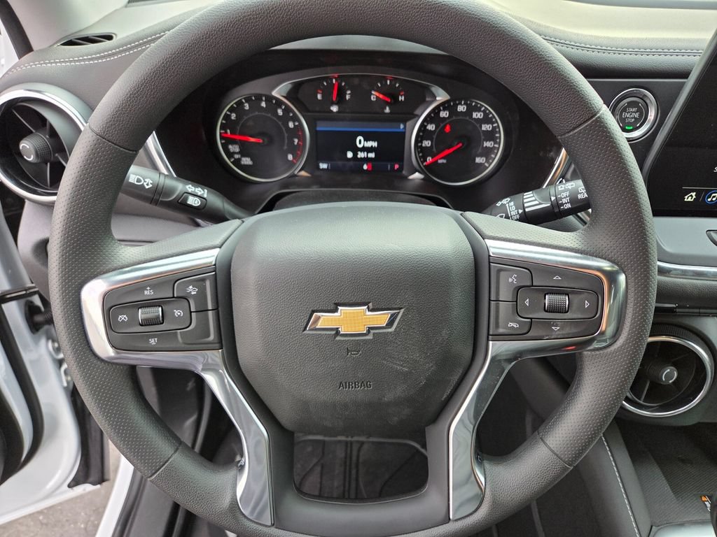 New 2025 Chevrolet Blazer LT w/ Convenience Package FWD image 10