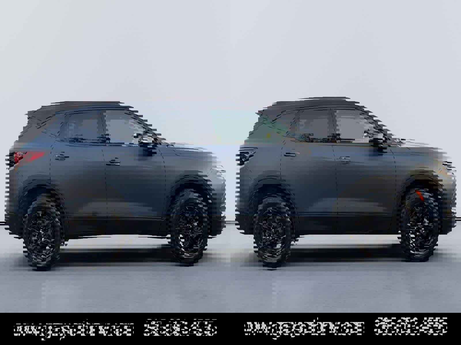 Used 2023 Chevrolet Blazer LT w/ Midnight/Sport Edition image 2