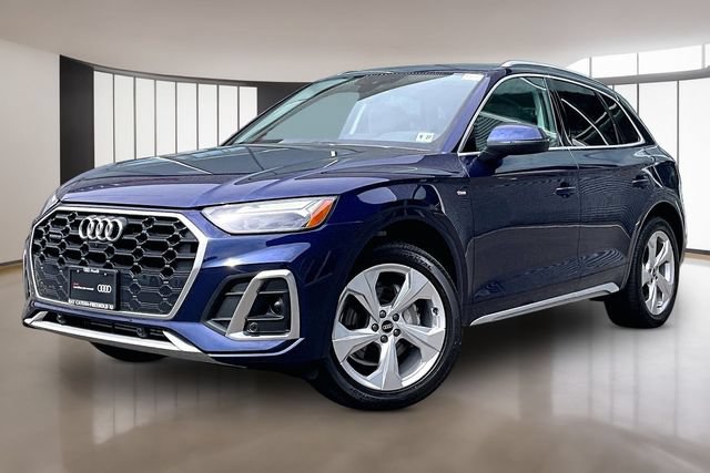 Certified 2022 Audi Q5 2.0T Premium Plus AWD/4WD image 3