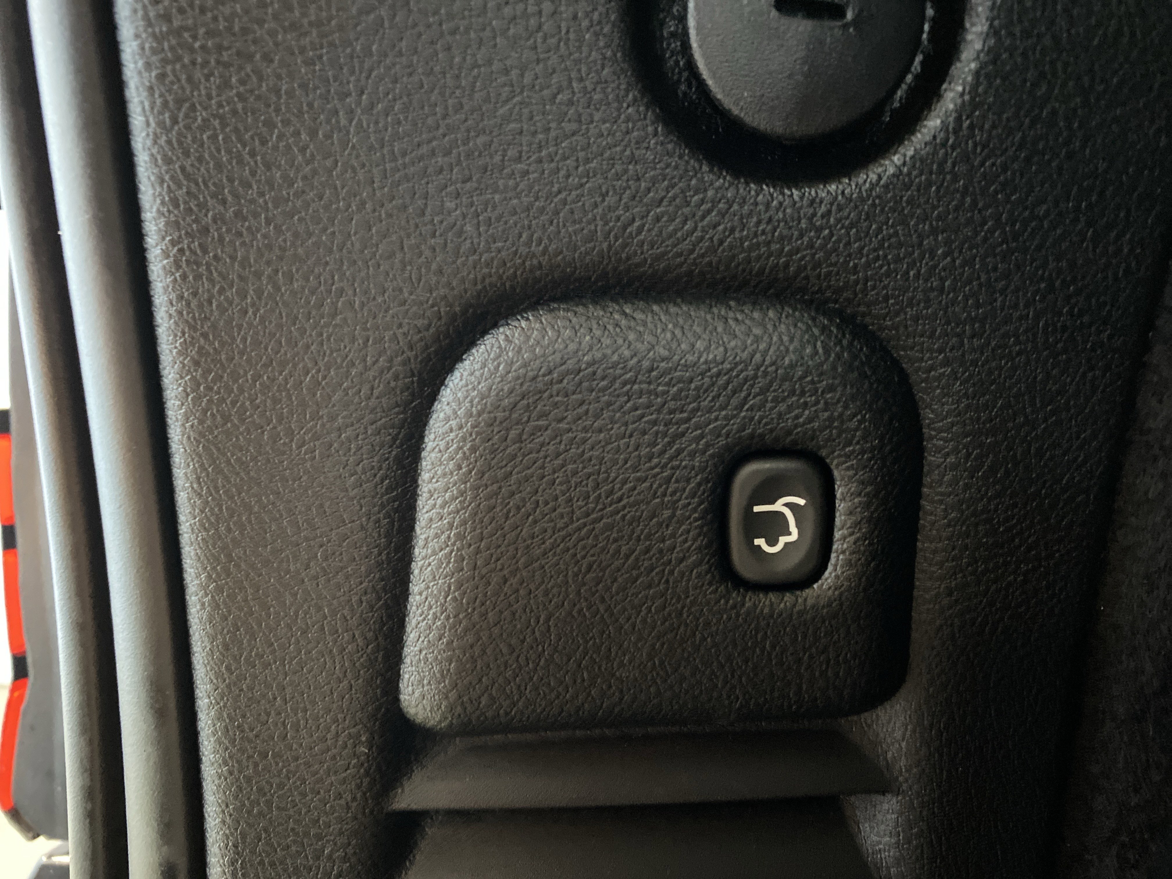 Certified 2025 Dodge Durango GT image 36