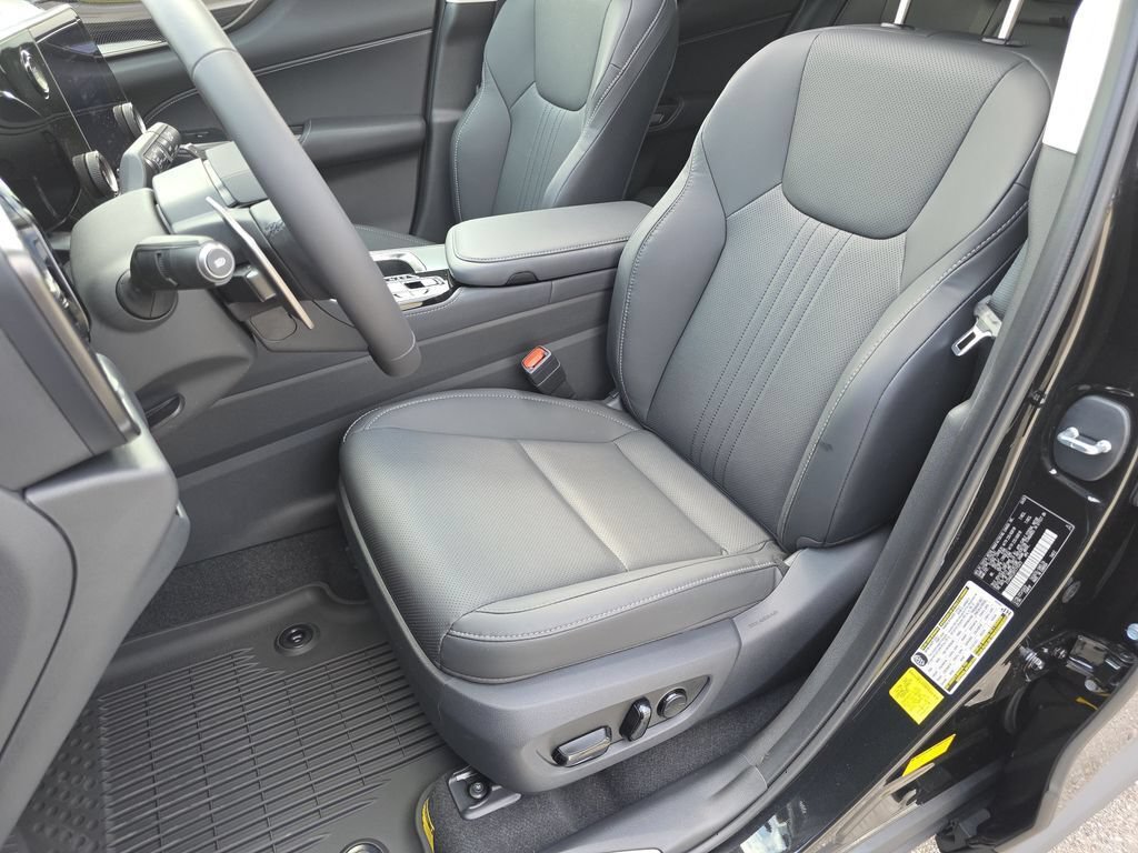 New 2026 Lexus NX 350 AWD image 16