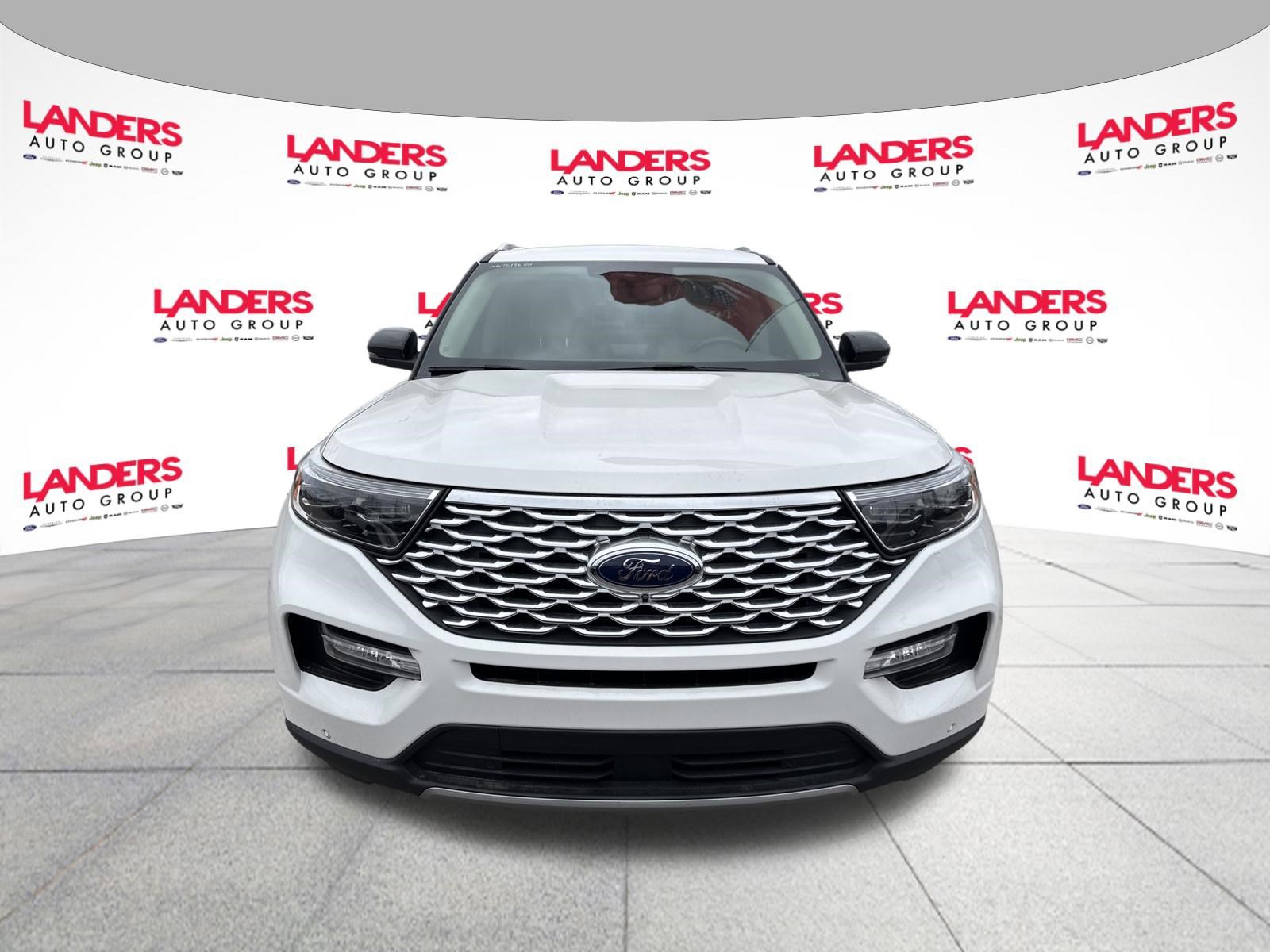 Certified 2022 Ford Explorer Platinum w/ Equipment Group 601A image 8