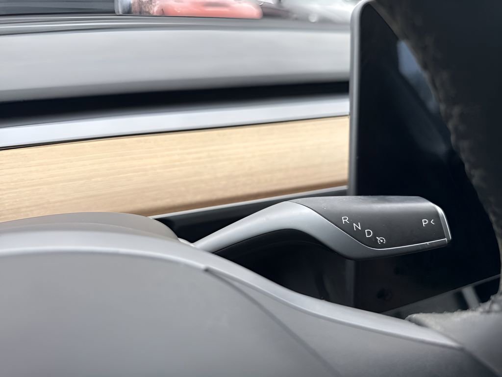 Used 2022 Tesla Model Y Performance image 18