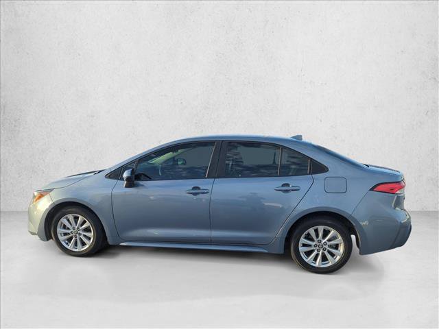 Used 2023 Toyota Corolla LE w/ LE Convenience Package FWD image 5