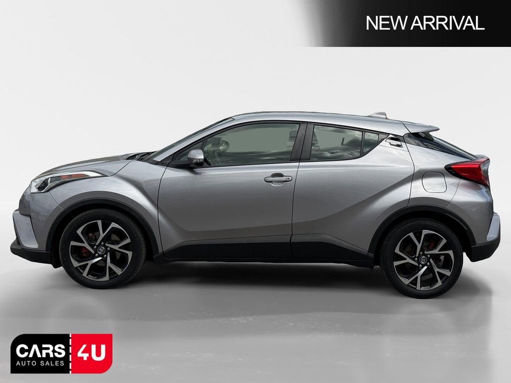 Used 2019 Toyota C-HR XLE image 4