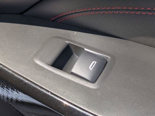 New 2026 Chevrolet Trax RS w/ Sunroof Package FWD image 34