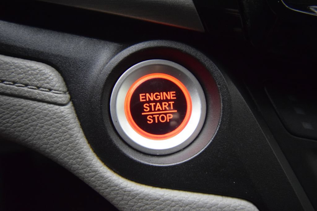 Used 2018 Honda Odyssey EX image 34