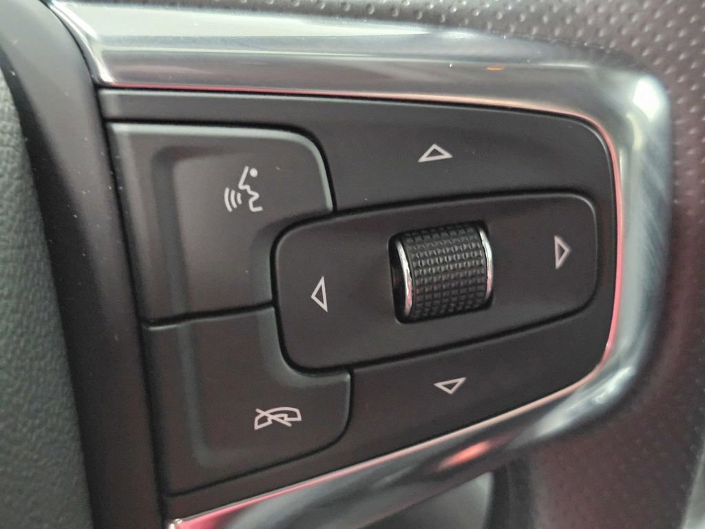 Used 2026 Chevrolet Blazer LT FWD image 32