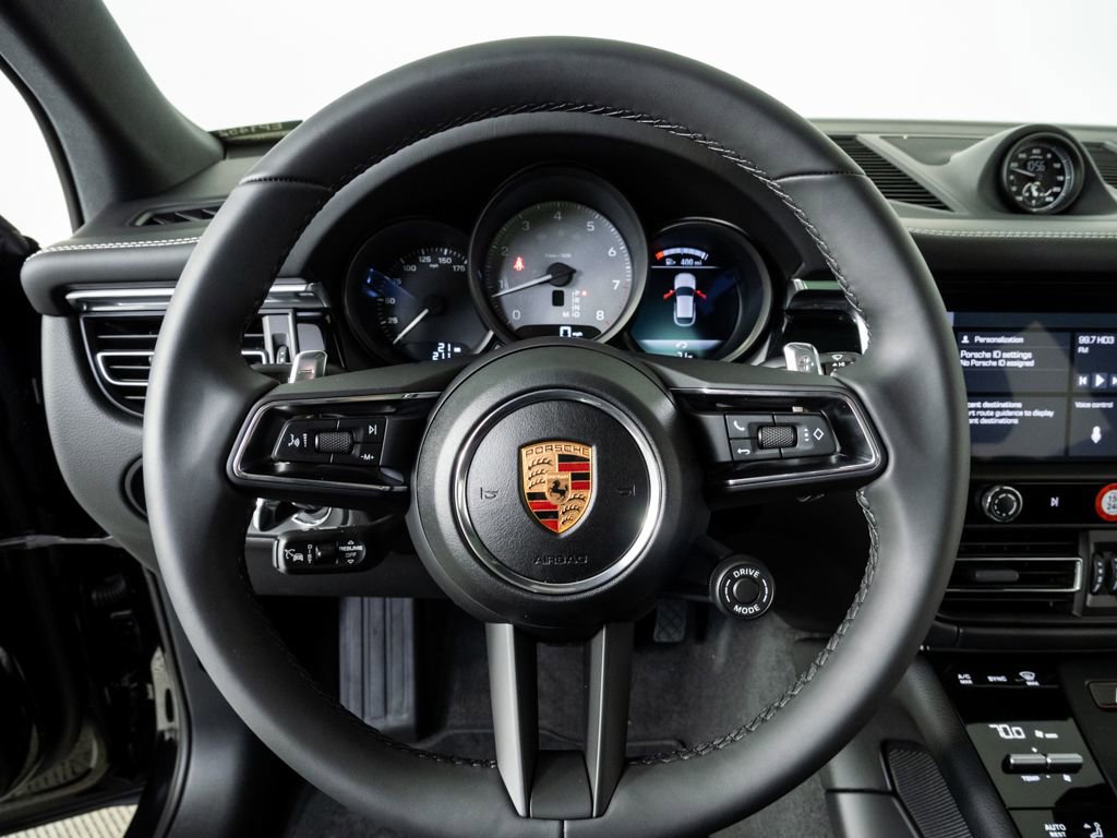 New 2026 Porsche Macan S image 9