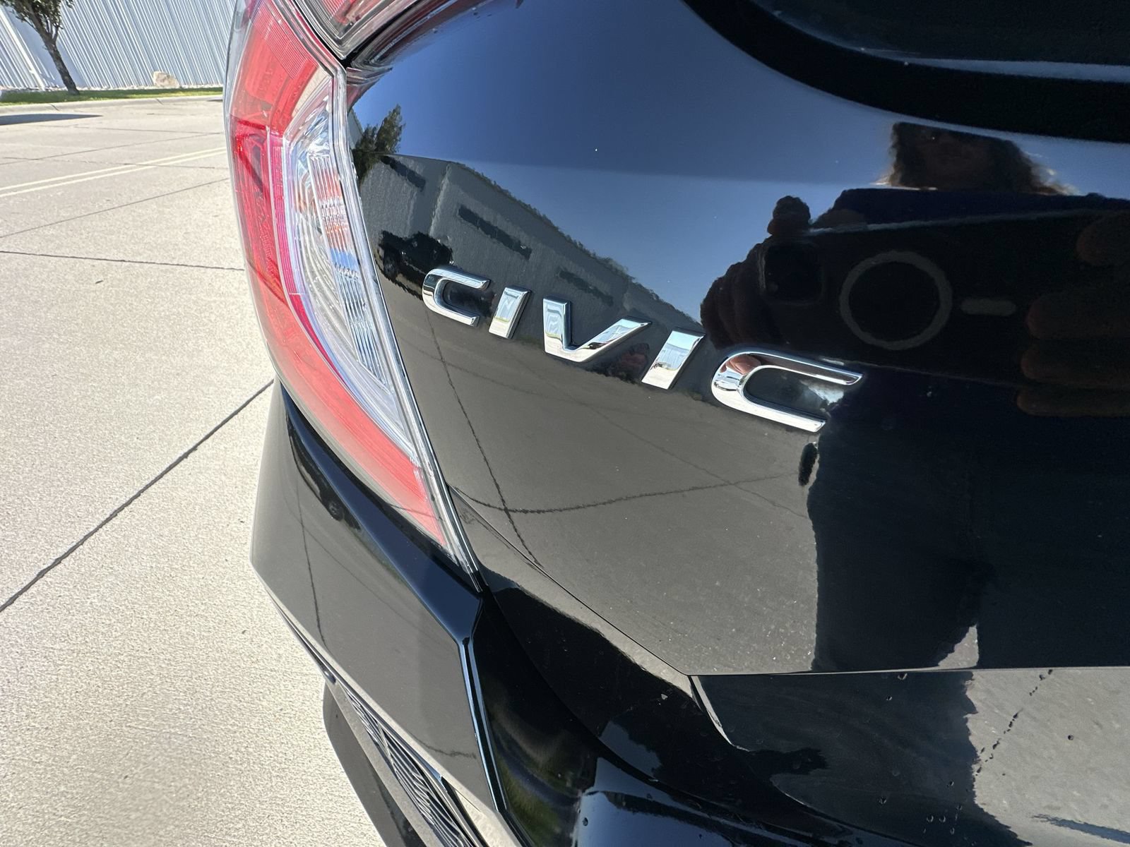 Used 2017 Honda Civic LX image 29