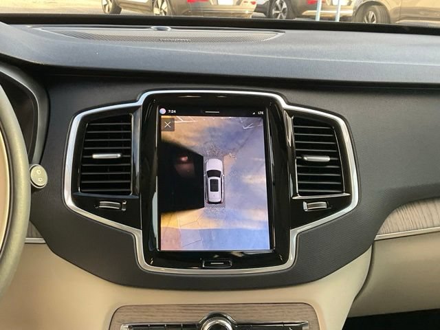 Certified 2024 Volvo XC90 B6 Plus AWD/4WD image 16