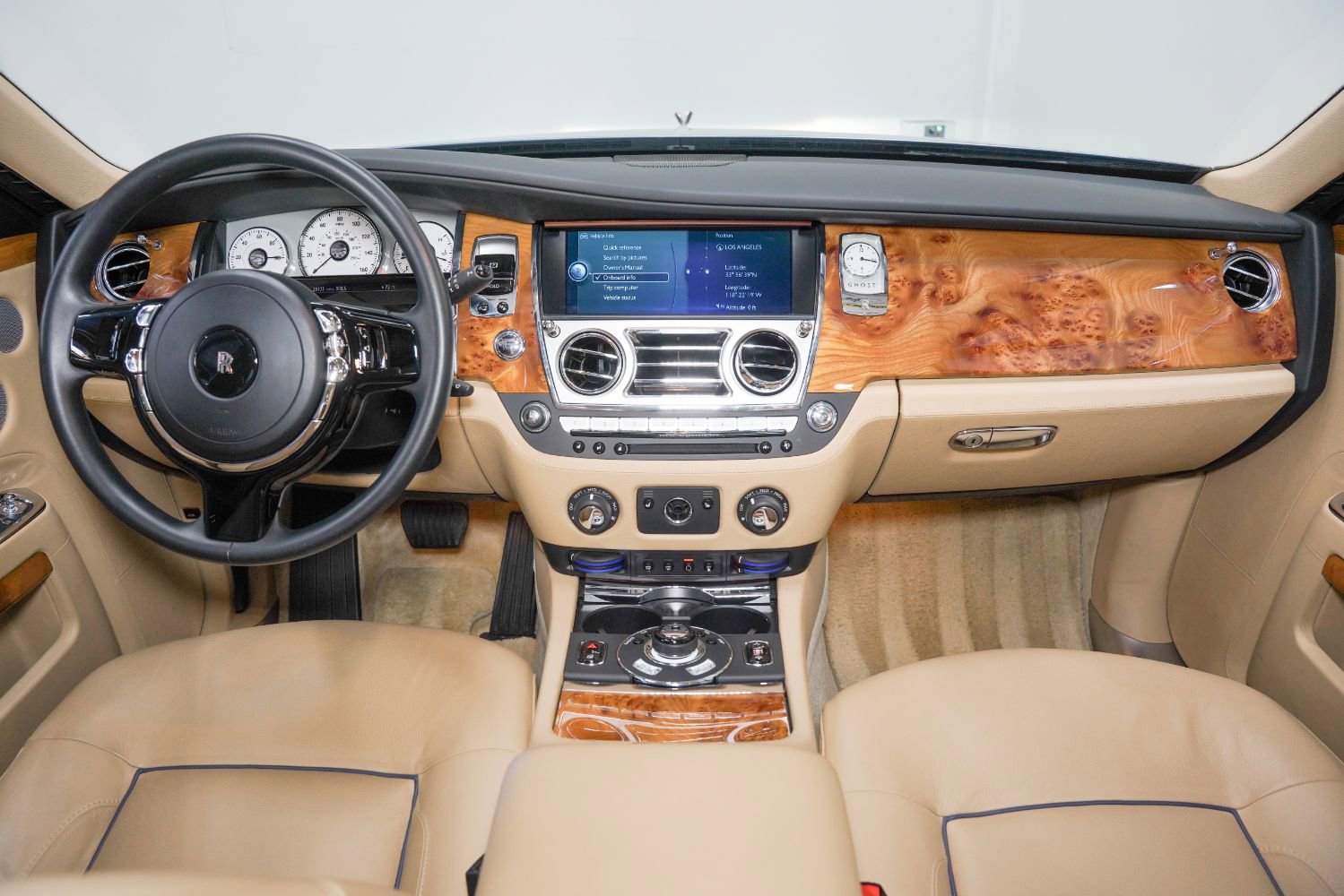 Used 2011 Rolls-Royce Ghost RWD image 40