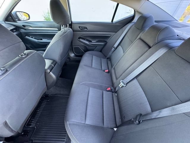 Used 2023 Nissan Altima 2.5 SV FWD image 29