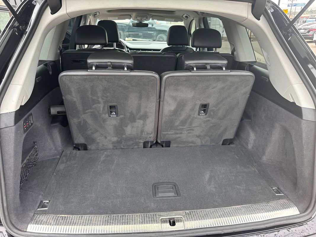 Used 2019 Audi Q7 3.0T Prestige w/ Prestige Package AWD/4WD image 14
